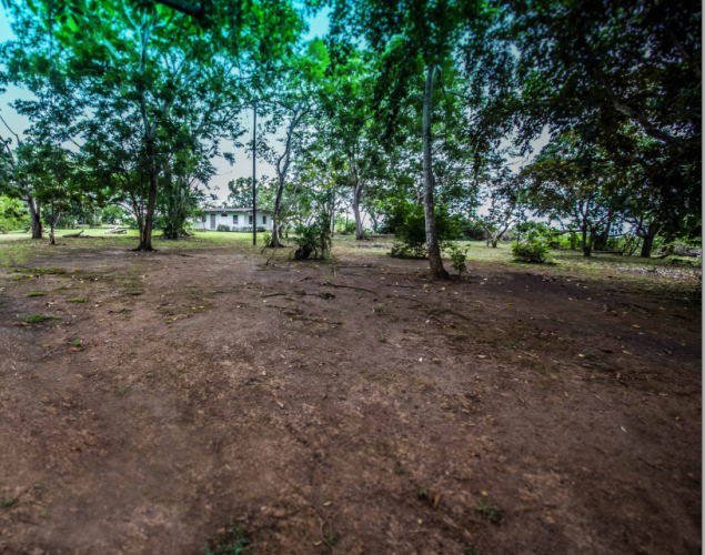 Venta de Terreno frente al mar en Chumico